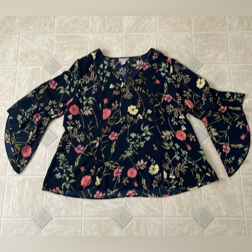 Belle Sky Floral Top